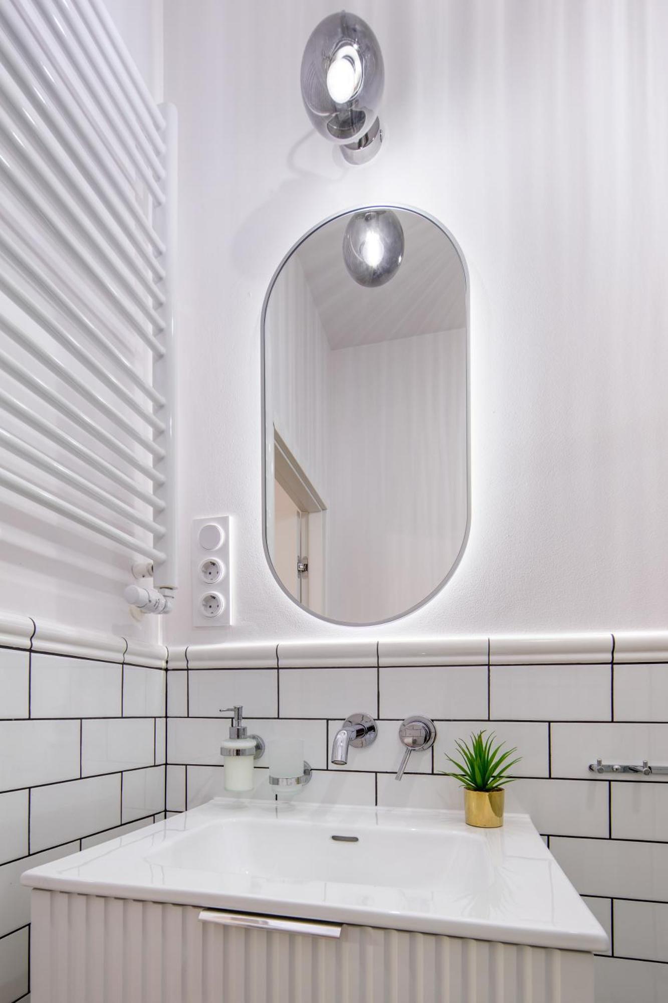 Discover Krakow Apartments - Lubomirskiego St - Classic & Modern - Near Main Station, Netflix And Ac Exterior foto